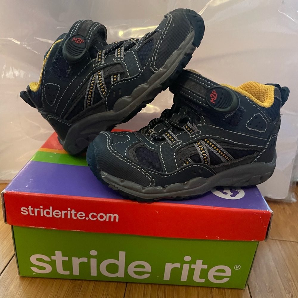 Stride Rite Made 2 Play high top sneakers